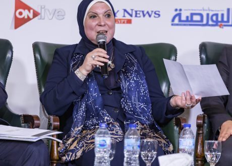نيفين جامع: أجهزة الدولة مهتمة بالتعاون للنهوض بقطاع المشروعات الصغيرة والمتوسطة