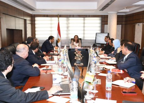 وزيرة التخطيط: بنك الاستثمار القومي حقق طفرات إيجابية وزادت مساهمته إلي نحــو ٢٥.٨ مليار جنيه