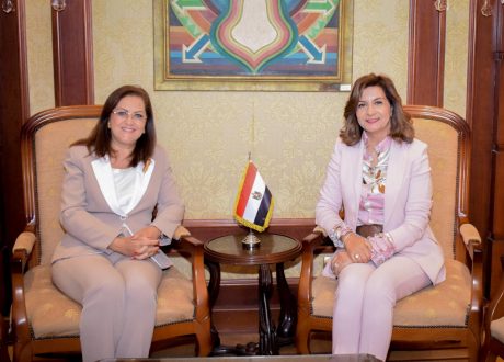 وزيرة الهجرة تبحث مع «التخطيط والاستثمار» الاستعدادات الجارية لمؤتمر «مصر تستطيع بالاستثمار والتنمية»