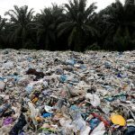 النفايات البلاستيكية تقض مضاجع العالم..ماليزيا وغانا تعلنان النفير لمواجهة آثارها الضارة على الكوكب