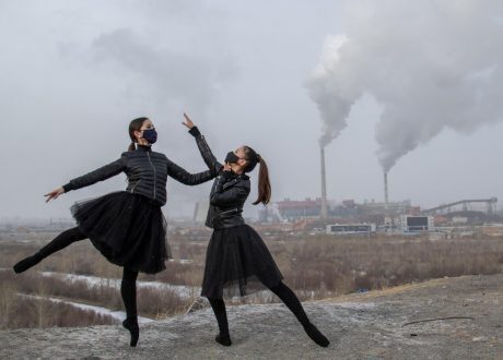 Ballet show fights air pollution in one of world’s most polluted capitals