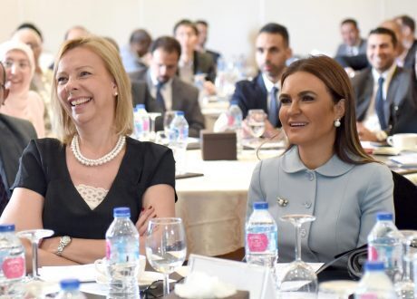 وزيرة الاستثمار والتعاون الدولي تشهد إعلان بنك التنمية الأفريقي عن إطلاق المنتدى الثاني للاستثمار في أفريقيا
