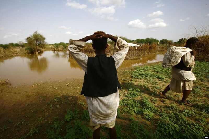 السودان : إنشاء بنك الكساء والغذاء للمتضررين من السيول والفيضانات