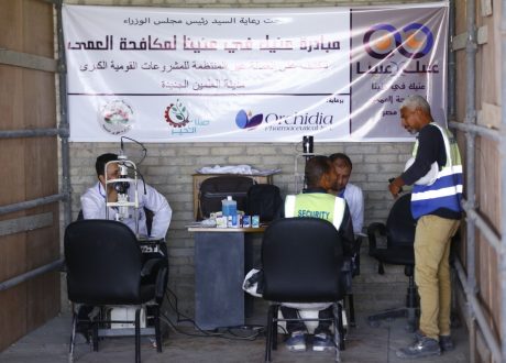 “عنيك في عنينا” تكشف على العمالة غير المنتظمة بالمشروعات الكبرى بالعلمين الجديدة