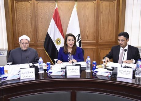 وزيرة التضامن: مليار جنيه مصروفات النشاط الاجتماعي من بنك ناصر