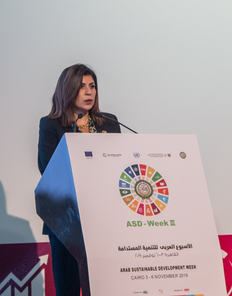 ندى العجيزي : المؤسسات والتمويل والقطاع الخاص والضمير المجتمعي أضلاع تحقيق التنمية المستدامة
