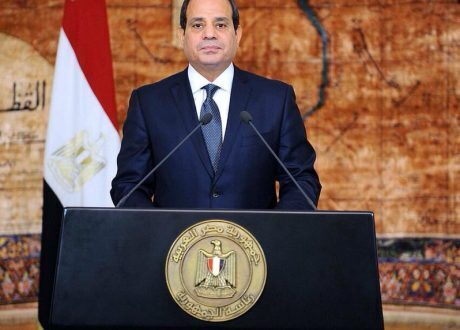 الرئيس السيسي: أجرينا 300 ألف عملية جراحية بقوائم الانتظار خلال عام بتكلفة 2 مليار جنيه