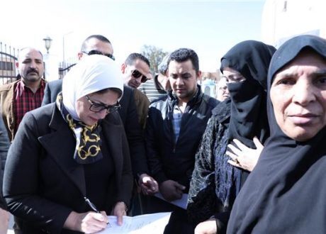 وزيرة الصحة: تسجيل 30 ألف مواطن بمنظومة التأمين الصحي الشامل بجنوب سيناء