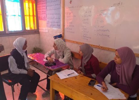 قافلة جامعة قناة السويس الطبية تعالج 434 حالة بقرية الفردان بالإسماعيلية