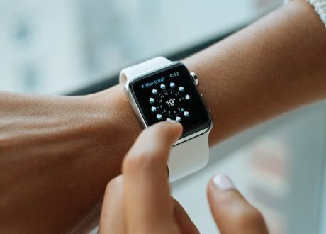 Apple invests in acquiring carbon-free aluminium