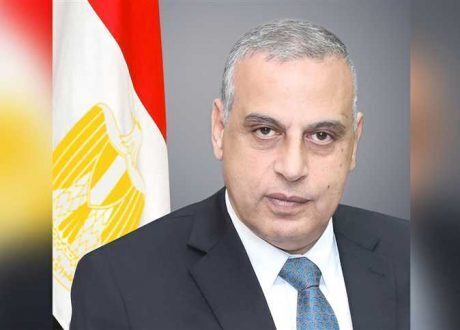 مناقشة مشروعات تنموية بـ 47 مليون جنيه في سوهاج