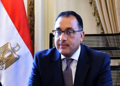رئيس الوزراء: نُنسّق مع كينيا لتنفيذ مبادرة لعلاج مليون أفريقي من «فيروس سي»