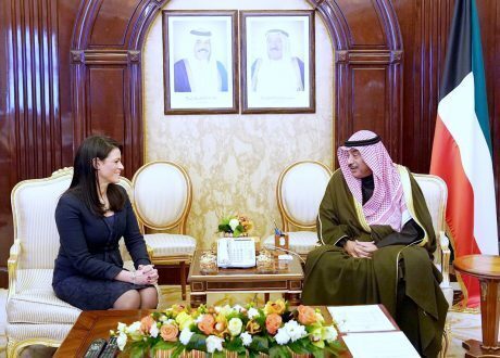 رانيا المشّاط تناقش مع وزير الخارجية الكويتي تعزيز العلاقات التنموية بين البلدين