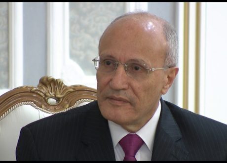 العصّار: مصر تدخل صناعة الأتوبيسات الكهربائية نوفمبر المقبل
