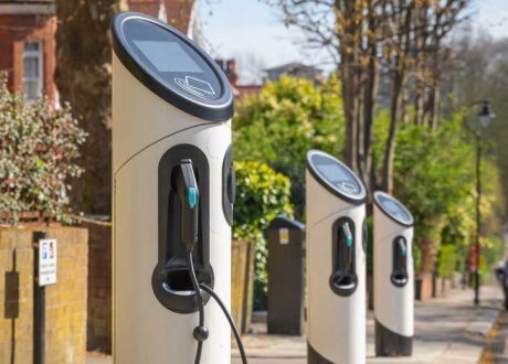 Siemens creates the UK’s first EV charging street
