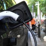 Study: Electric cars, heat pumps to cut CO2 by 1.5 & 0.8 gigatons annually by 2050