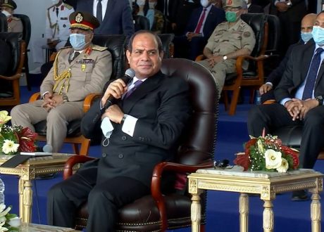 السيسي يؤكّد أن مبادرات الصحة ساهمت ضد وباء “كورونا”