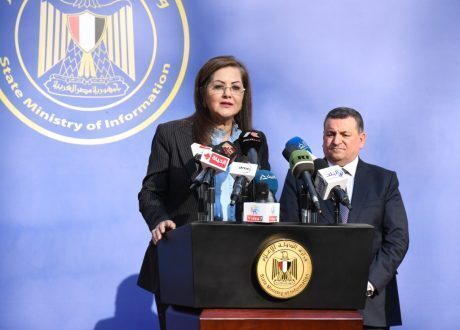 «التخطيط» تعلن إتاحة 600 مدرسة بالمحافظات لصرف منحة العمالة غير المنتظمة