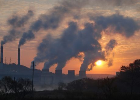 Research Links Air Pollution with Higher Coronavirus Death Rates