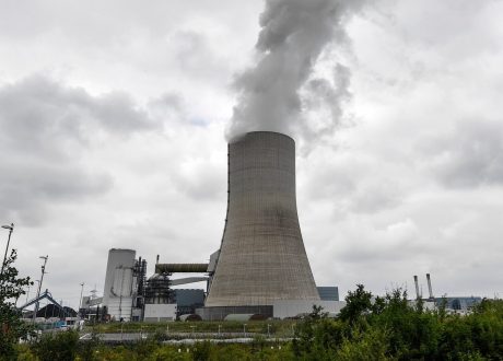 UN urges nations to lead COVID-19 green-energy recovery