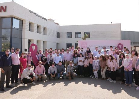 حملة توعوية من «نسيان موتور» بأهمية الاكتشاف المبكر لسرطان الثدي