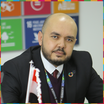 الأستاذ محمد الفولي