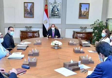 الرئيس السيسي يتابع مستجدات المشروع القومي لتنمية الأسرة المصرية