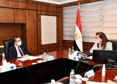 وزيرة التخطيط تلتقي سفير الهند لبحث أوجه التعاون المشترك