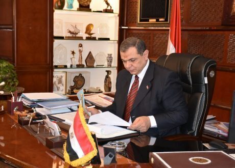 ضمن حياة كريمة.. استكمال حصر وتسجيل العمالة غير المنتظمة بالوادي الجديد