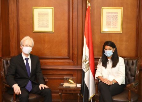 وزيرة التعاون الدولي تبحث مع السفير الياباني مشروعات التعاون الإنمائي المستقبلية