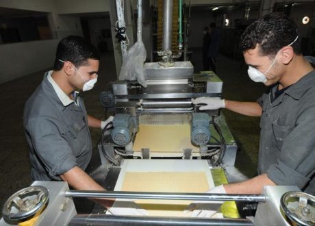 لإقامة مشروعات صغيرة.. نيفين جامع تدعو الشباب لزيارة فروع جهاز تنمية المشروعات