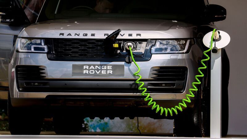 Jaguar Land Rover electric cars to transport leaders at COP26 