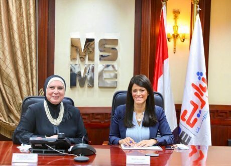 وزيرتا الصناعة والتعاون الدولي تبحثان توفير التمويلات الإنمائية لدعم «تنمية المشروعات»