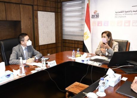 وزيرة التخطيط تلتقي نائب رئيس شركة هواوي لبحث التعاون حول توطين التكنولوجيا