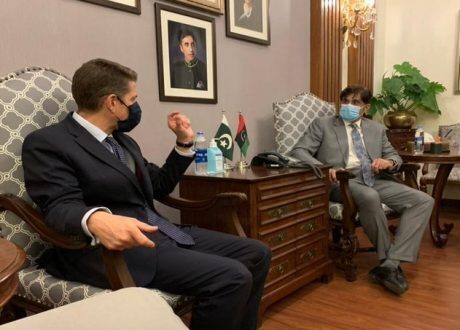 UK’s High Commissioner launches ‘Race to Zero’ in 26 companies in Pakistan
