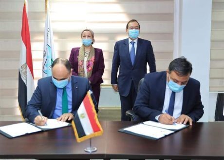 تعاون بين «البيئة» و«البترول» لتنظيم اجراءات الحصول على الموافقات البيئية لأنشطة البحث والتعدين