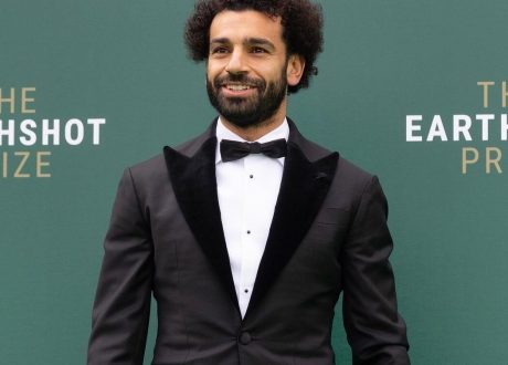 محمد صلاح يحضر حفل «إيرث شوت» لحل المشاكل البيئية