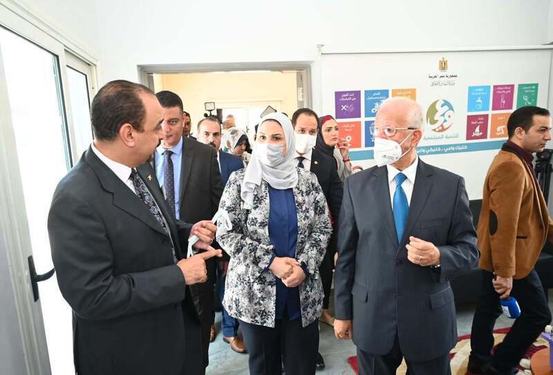 وزيرة التضامن الاجتماعي تتفقد مجمع الخدمات المتكاملة بالأسمرات
