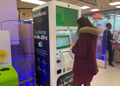 50 easy-to-use recycling kiosks inside Carrefour stores
