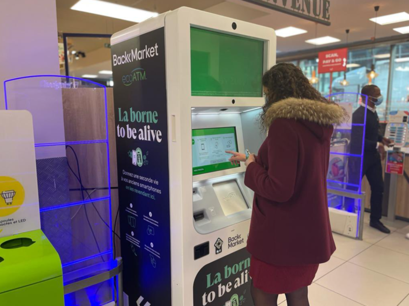 50 easy-to-use recycling kiosks inside Carrefour stores