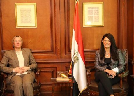 وزيرتا التعاون الدولي والبيئة تبحثان المشروعات الإنمائية في مجال البيئة