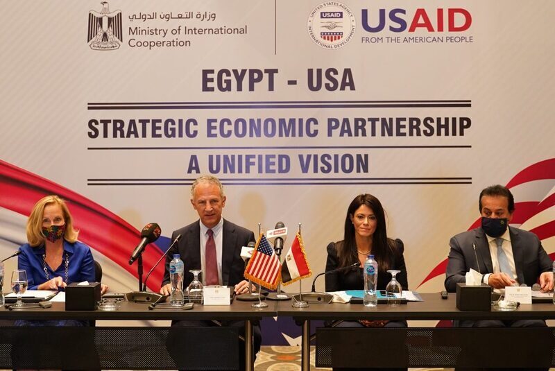 مصر والولايات المتحدة توقعان 7 اتفاقيات منح بقيمة 125 مليون دولار