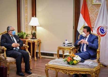 «الصحة» تتبادل الخبرات العلمية مع جامعة هارفارد الأمريكية