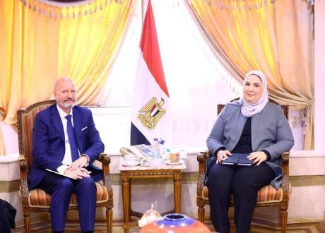 «التضامن» وسفير فنلندا يبحثان سبل التعاون في مجالات التمكين الاقتصادي للمرأة وتنمية الطفولة المبكرة