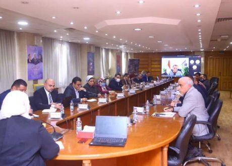 «البيئة» و«التضامن» يبحثان مع منظمات المجتمع المدني لاستعدادات المشاركة في COP 27