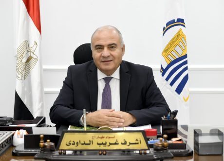 محافظ قنا يتابع الموقف التنفيذى للمرحلة الأولى من مشروعات «حياة كريمة»