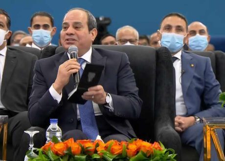 الرئيس السيسي يؤكد على ضرورة وأهمية العمل لتحقيق التنمية.. تفاصيل