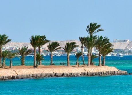 EBRD backs SCZone digitization, Egypt’s low-carbon hydrogen strategy, tourism recovery