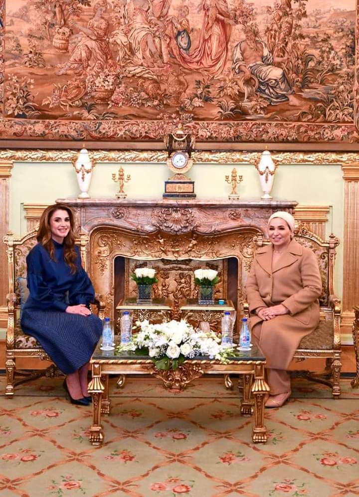 قرينة الرئيس السيسي تناقش مع الملكة رانيا ملفات الحماية الاجتماعية