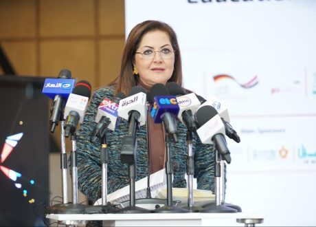 وزيرة التخطيط: معظم مشروعات الدولة تستهدف تنمية مهارات الشباب لصناعة مستقبل افضل